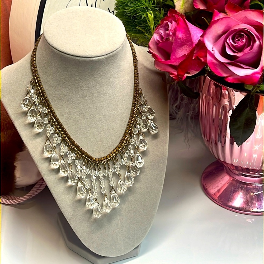 VINTAGE Chainmail & Crystal drop necklace